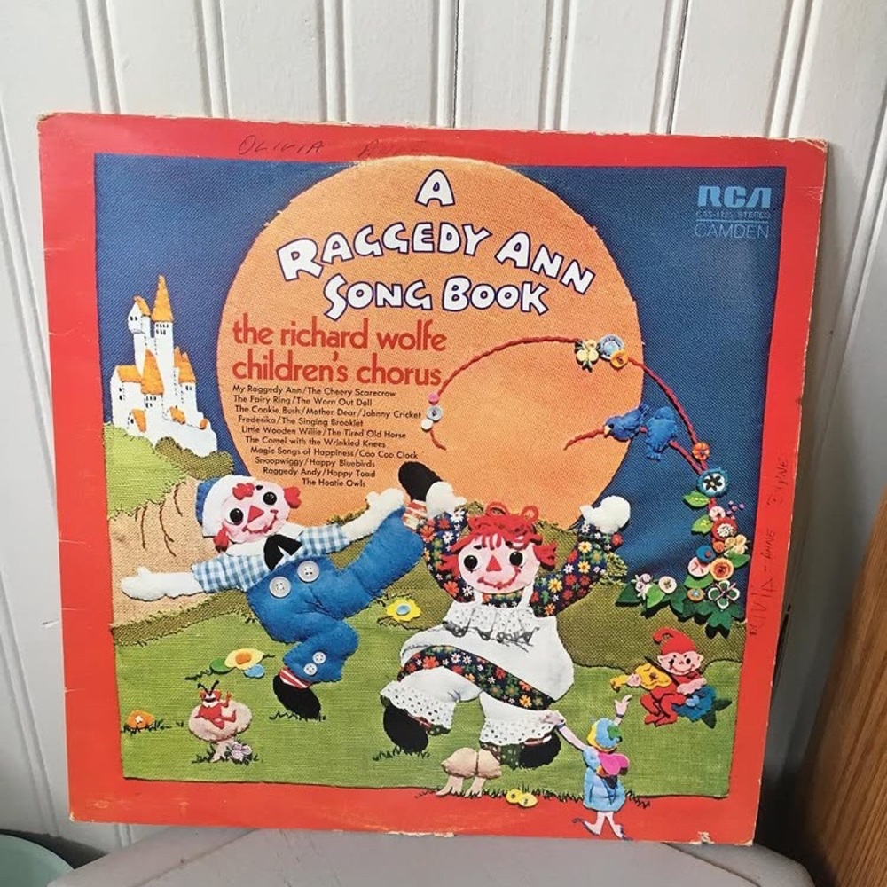 1971 R A G G E D Y Ann song book vinyl record